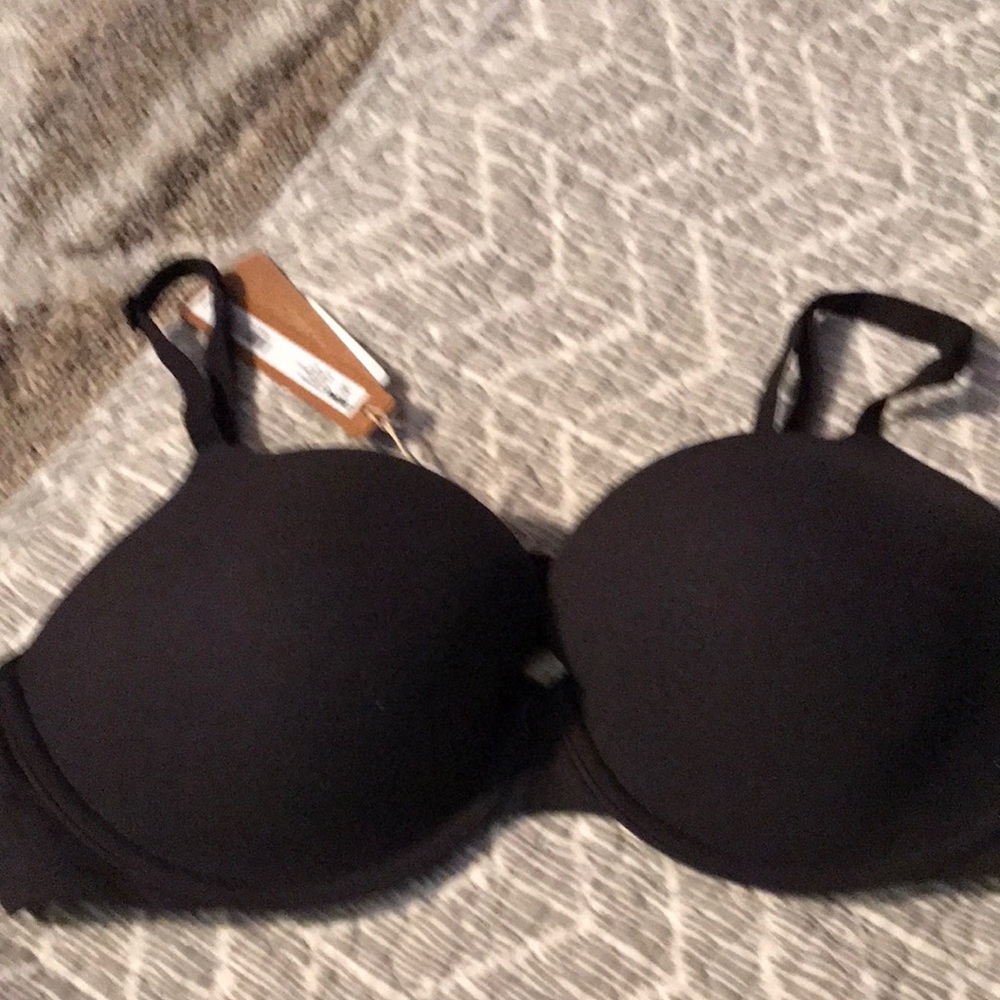 Black T-Shirt Bra - Women's Everyday Support